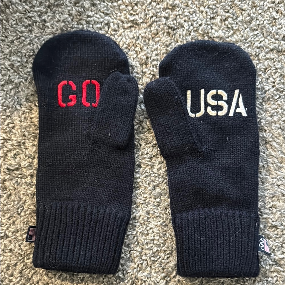 Go USA Mittens